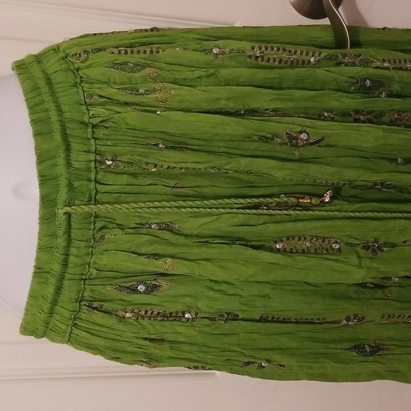 Beautiful boho green skirt - Picture 2 of 4